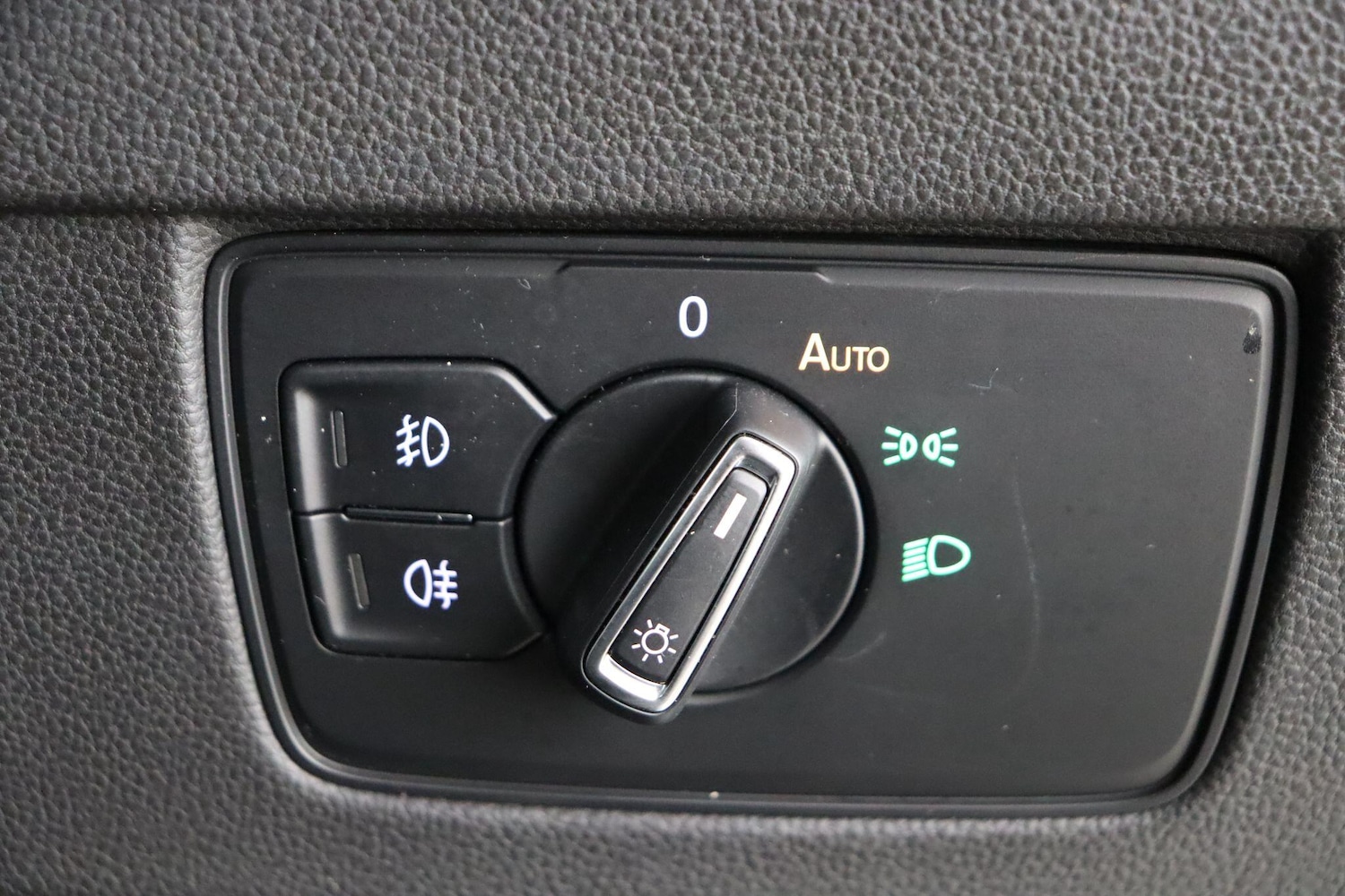 Used Volkswagen Passat 2023 for sale - 78073004: Photo 20