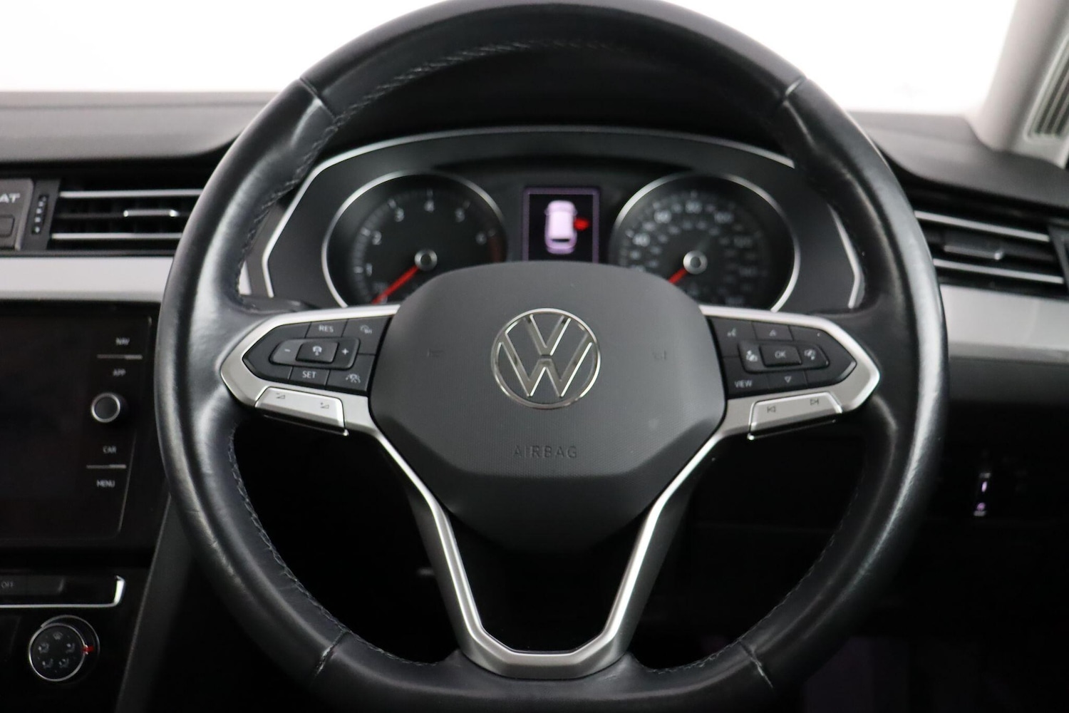 Used Volkswagen Passat 2023 for sale - 78073004: Photo 9