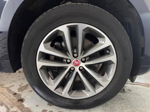 Used Jaguar F-Pace 2022 for sale - 74564636: Photo 34
