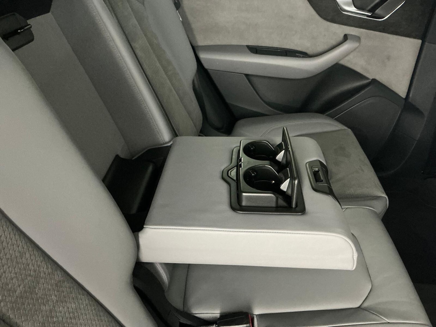 Used Audi Q8 2018 for sale - 76584476: Photo 15