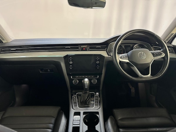 Used Volkswagen Passat 2021 for sale - 76012110: Photo 11
