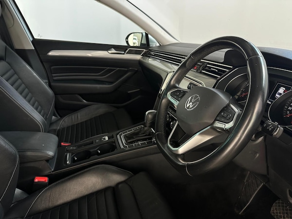 Used Volkswagen Passat 2021 for sale - 76012110: Photo 12
