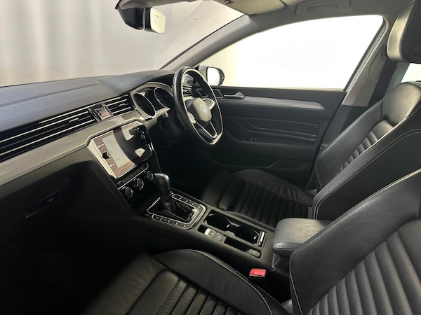 Used Volkswagen Passat 2021 for sale - 76012110: Photo 14