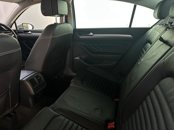 Used Volkswagen Passat 2021 for sale - 76012110: Photo 16