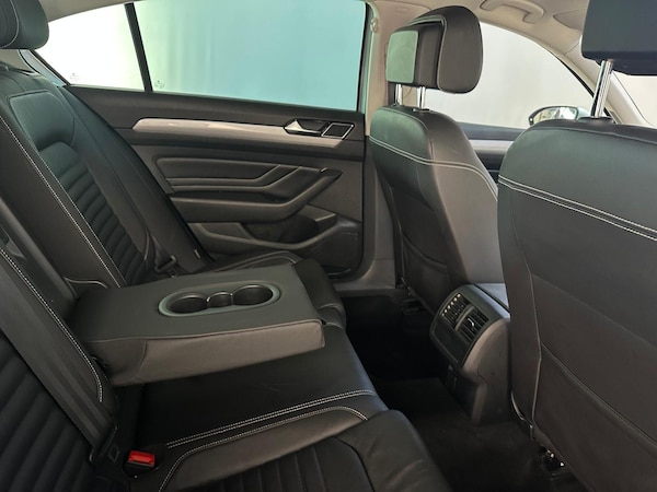 Used Volkswagen Passat 2021 for sale - 76012110: Photo 17