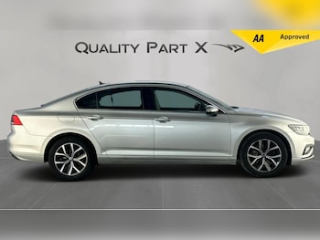 Used Volkswagen Passat 2021 for sale - 76012110: Photo 2