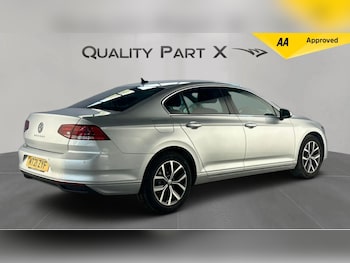 Used Volkswagen Passat 2021 for sale - 76012110: Photo 3