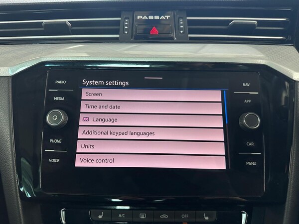 Used Volkswagen Passat 2021 for sale - 76012110: Photo 50