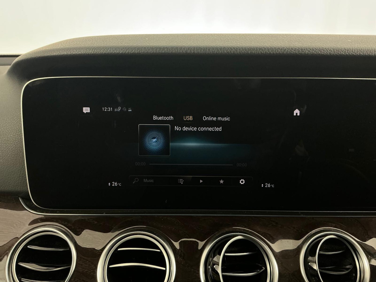 Used Mercedes-Benz E Class 2021 for sale - 76800988: Photo 38