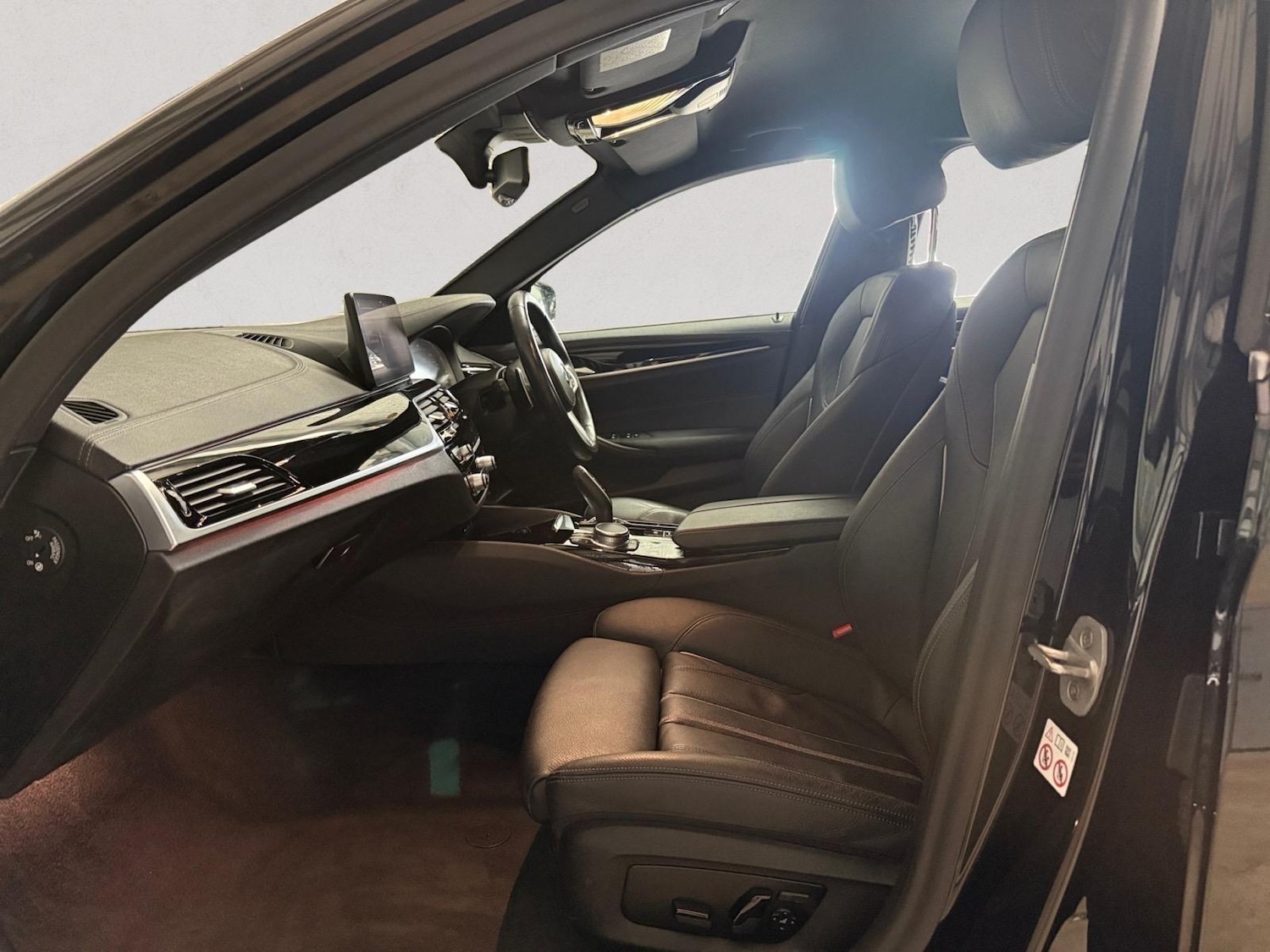 Used BMW 5 Series 2021 for sale - 76259723: Photo 16