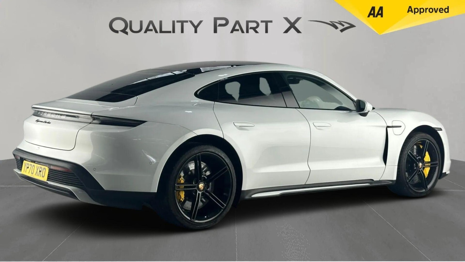 Used Porsche Taycan 2020 for sale - 76348834: Photo 3
