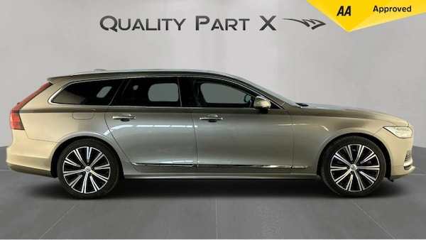 Used Volvo V90 2021 for sale - 75449436: Photo 2