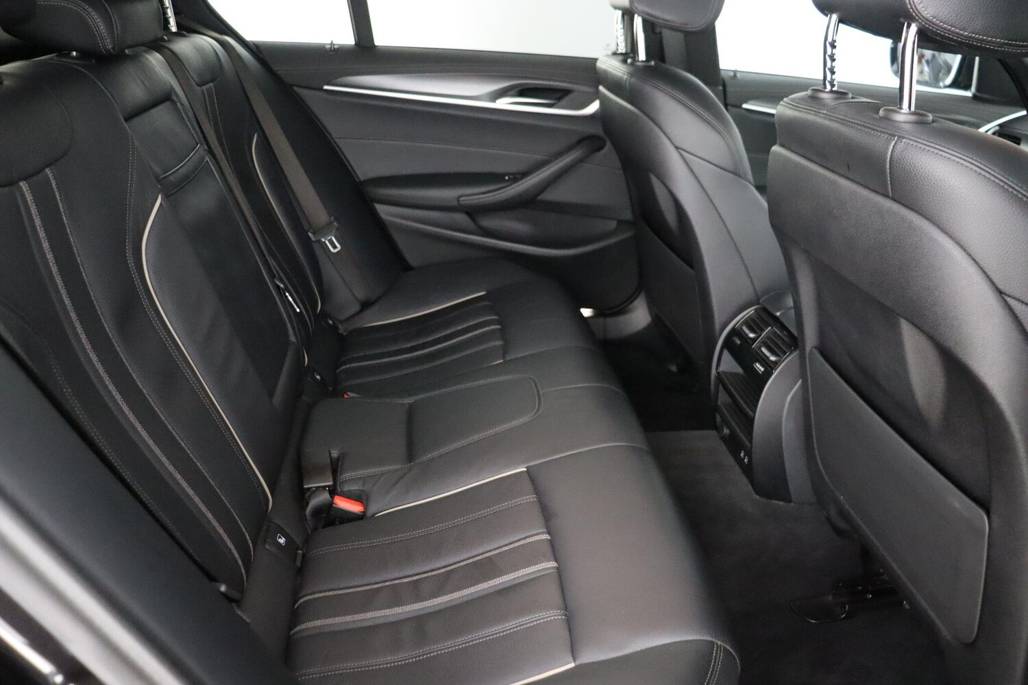 Used BMW 5 Series 2022 for sale - 78020369: Photo 11