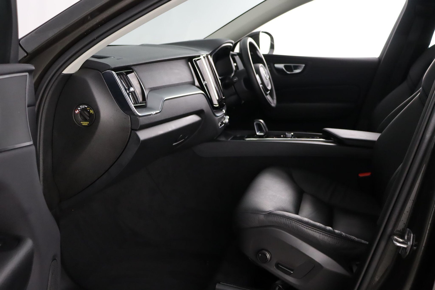 Used Volvo XC60 2021 for sale - 77029595: Photo 12