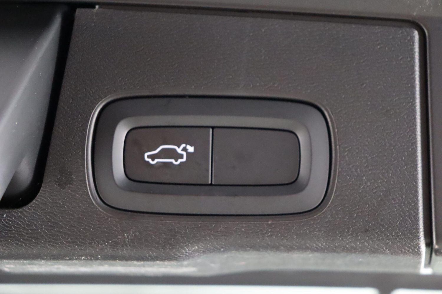 Used Volvo XC60 2021 for sale - 77029595: Photo 25