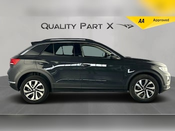 Used Volkswagen T-Roc 2021 for sale - 75333589: Photo