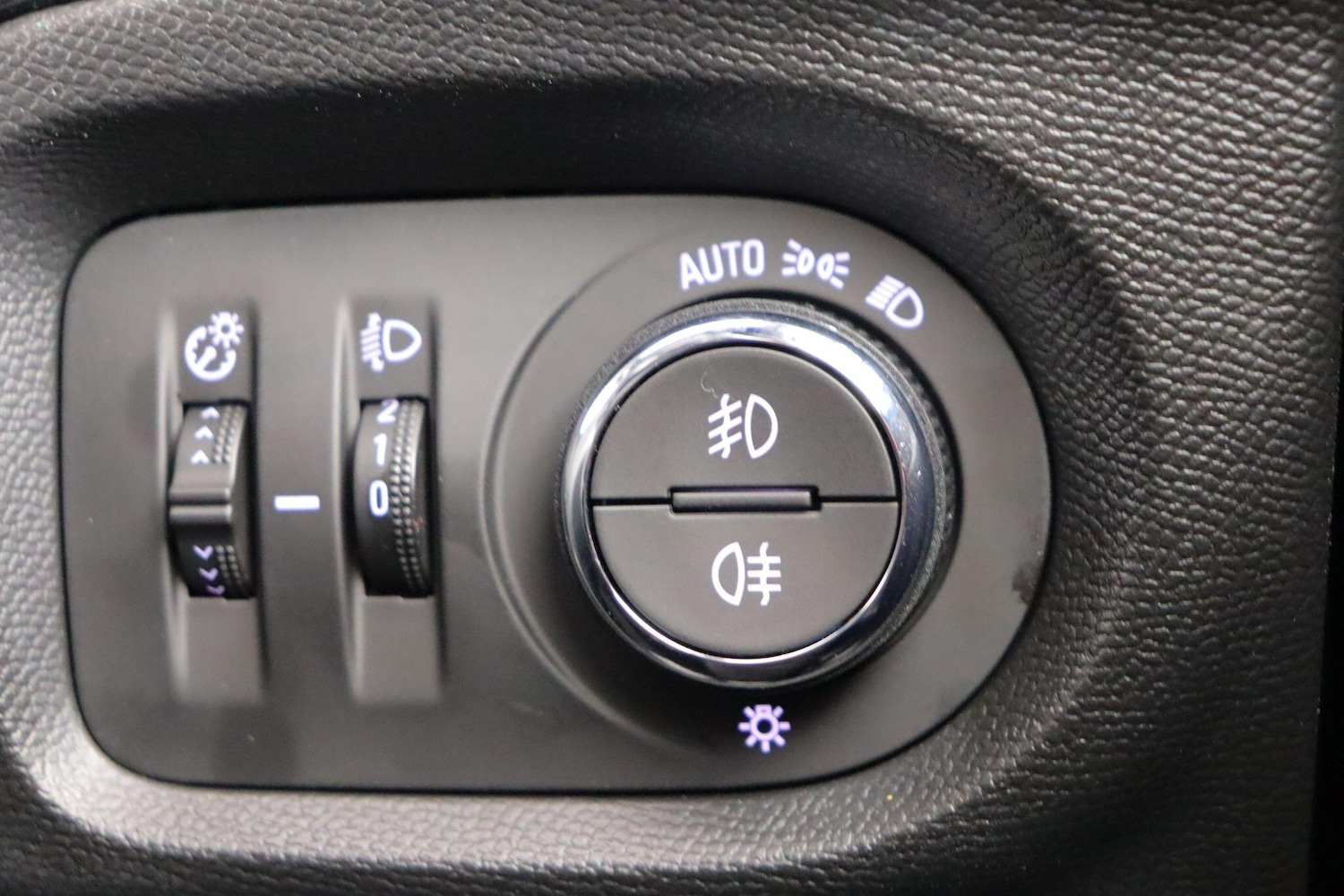 Used Vauxhall Corsa 2023 for sale - 77203154: Photo 18