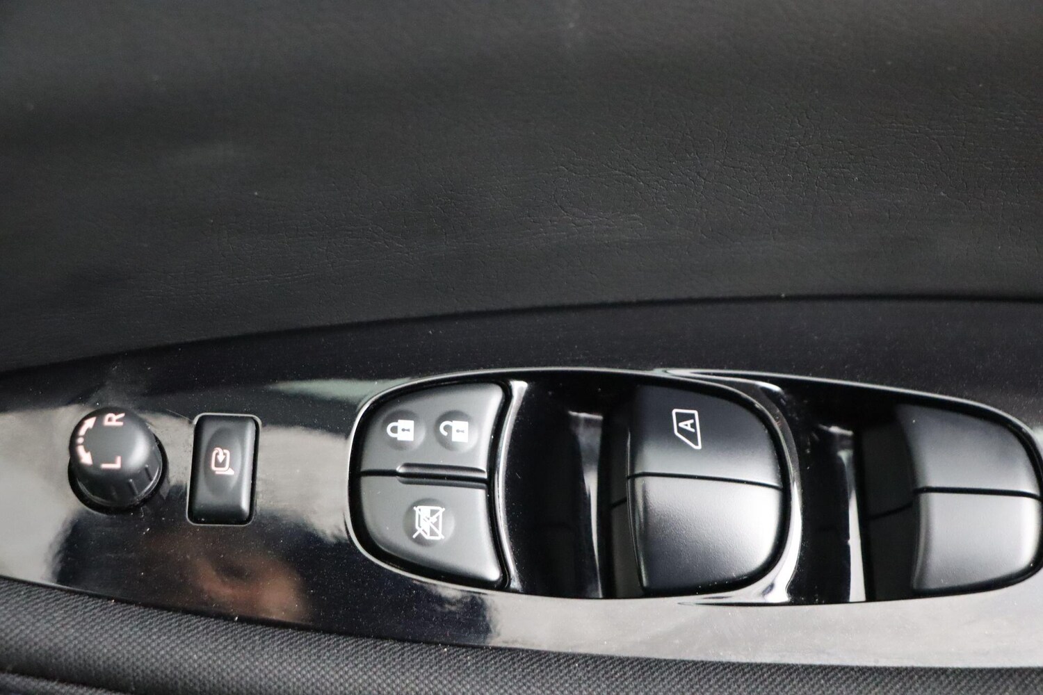 Used Nissan Leaf 2022 for sale - 77657792: Photo 17