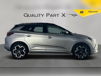 Used Vauxhall Grandland 2022 for sale - 76214444: Photo 2