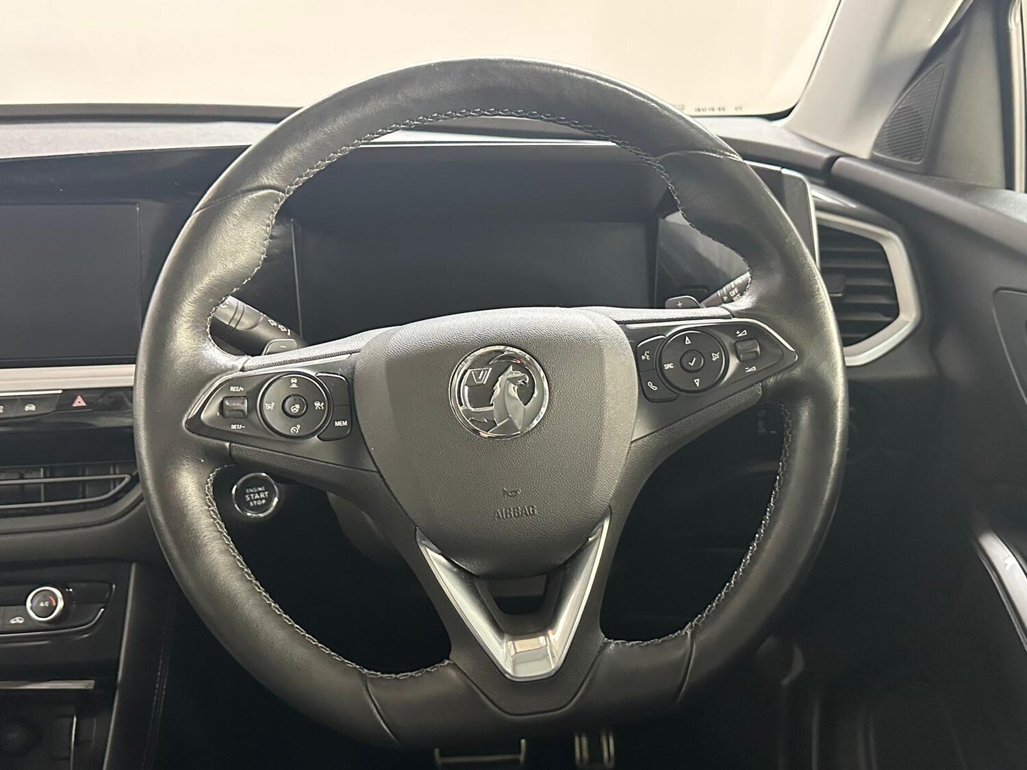 Used Vauxhall Grandland 2022 for sale - 76214444: Photo 9