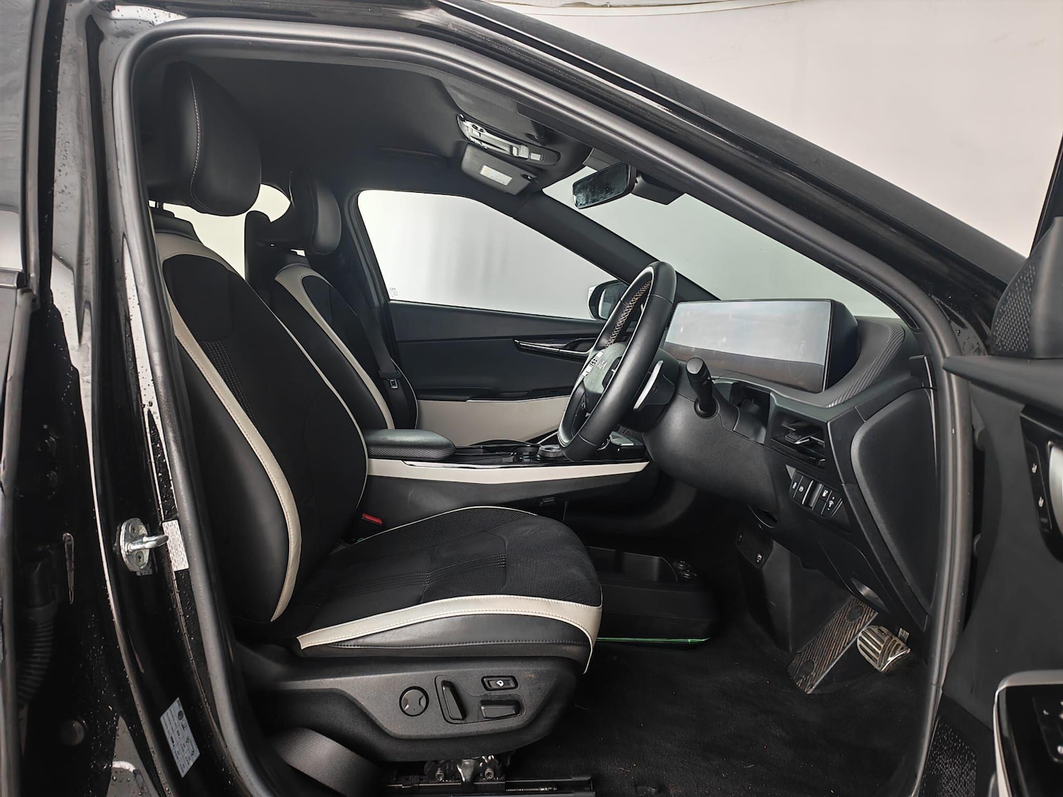 Used Kia EV6 2022 for sale - 76562187: Photo 12