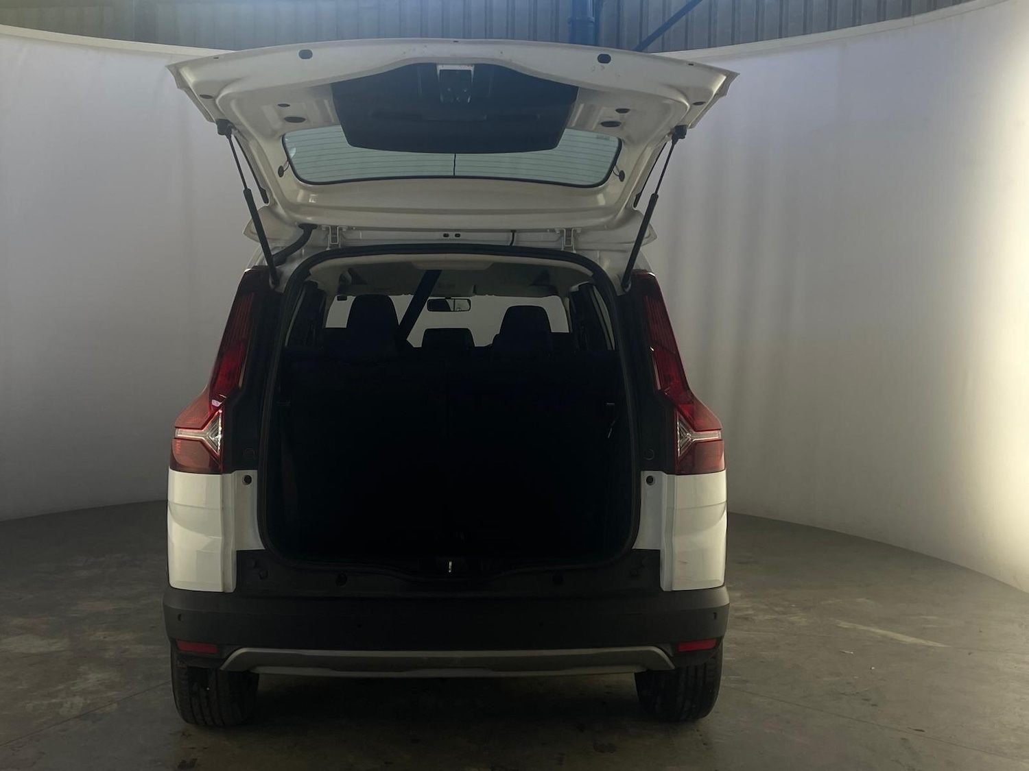 Used Dacia Jogger 2022 for sale - 76094090: Photo 31