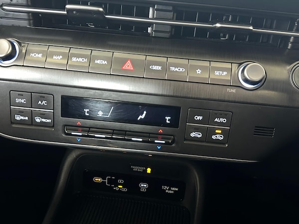 Used Hyundai KONA 2023 for sale - 74787552: Photo 41