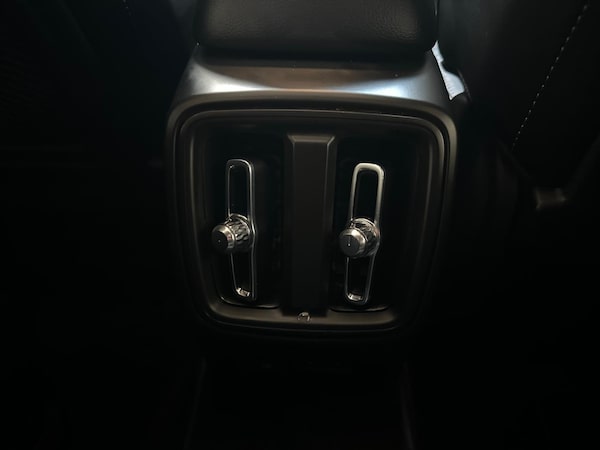 Used Volvo XC40 2021 for sale - 75280621: Photo 18