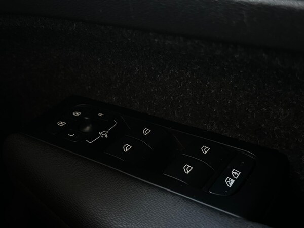 Used Volvo XC40 2021 for sale - 75280621: Photo 20
