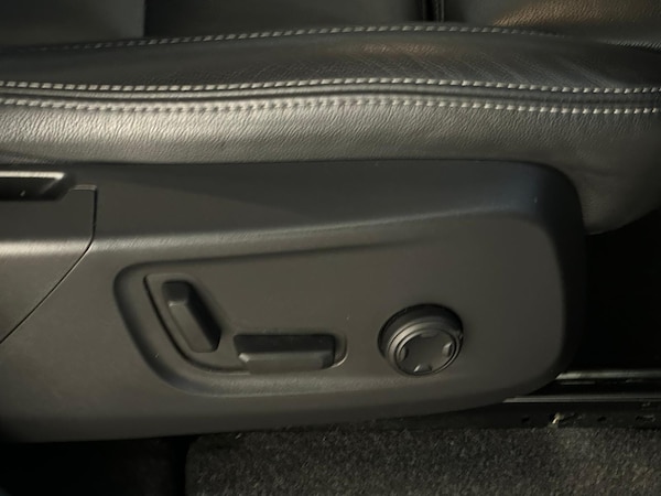 Used Volvo XC40 2021 for sale - 75280621: Photo 21