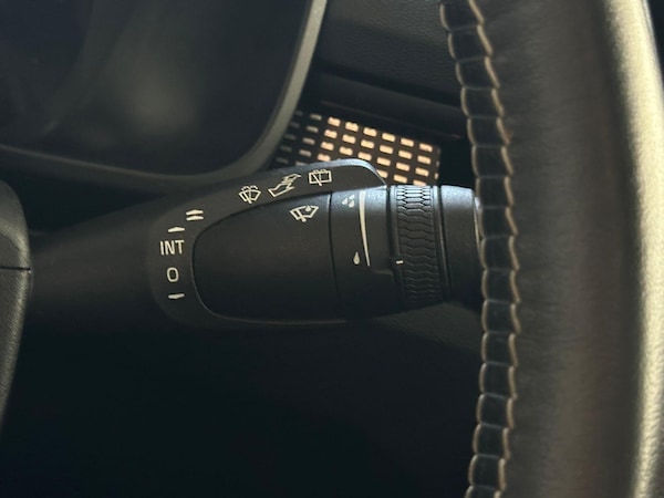 Used Volvo XC40 2021 for sale - 75280621: Photo 24