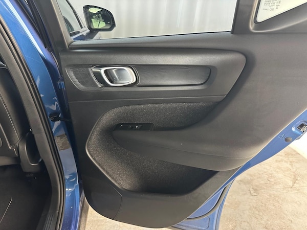 Used Volvo XC40 2021 for sale - 75280621: Photo 30