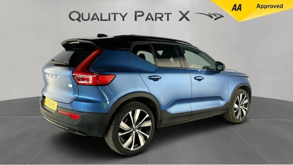 Used Volvo XC40 2021 for sale - 75280621: Photo 3