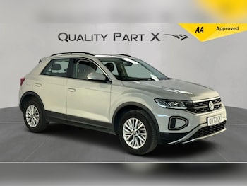 Used Volkswagen T-Roc 2022 for sale - 75540232: Photo