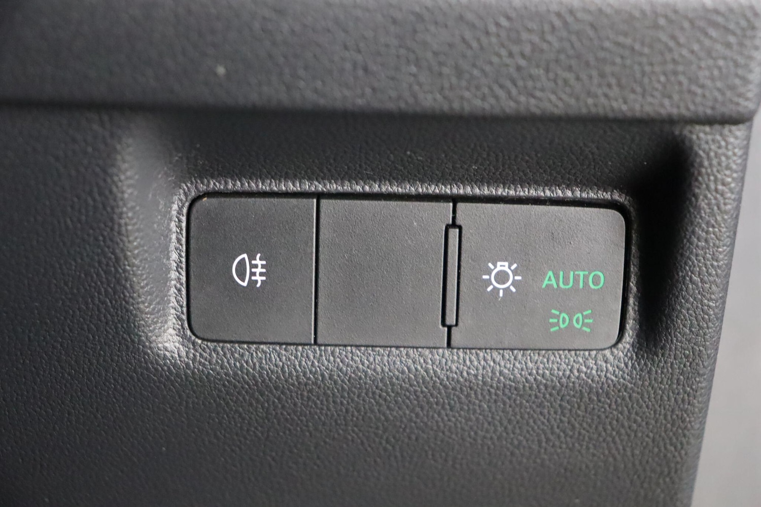 Used Skoda Enyaq 2023 for sale - 77574290: Photo 17