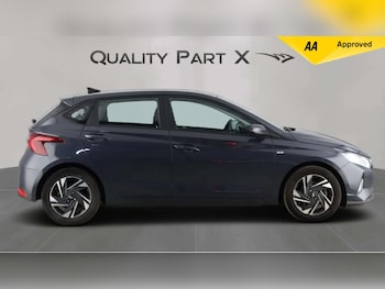 Used Hyundai i20 2023 for sale - 78484361: Photo