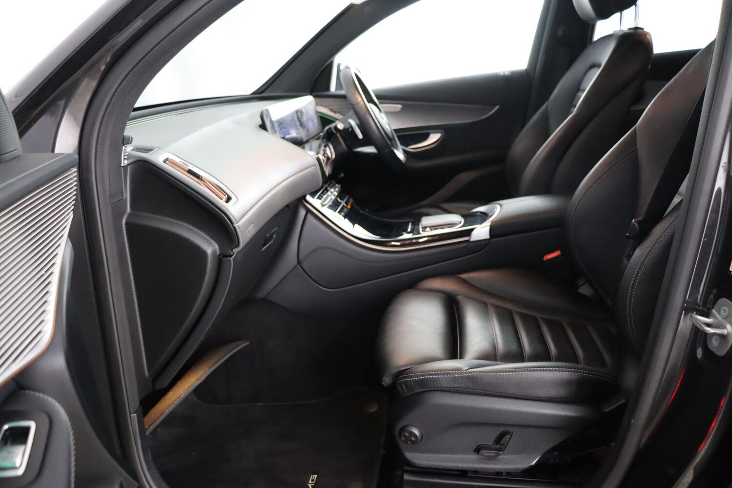 Used Mercedes-Benz EQC 2020 for sale - 77839179: Photo 15