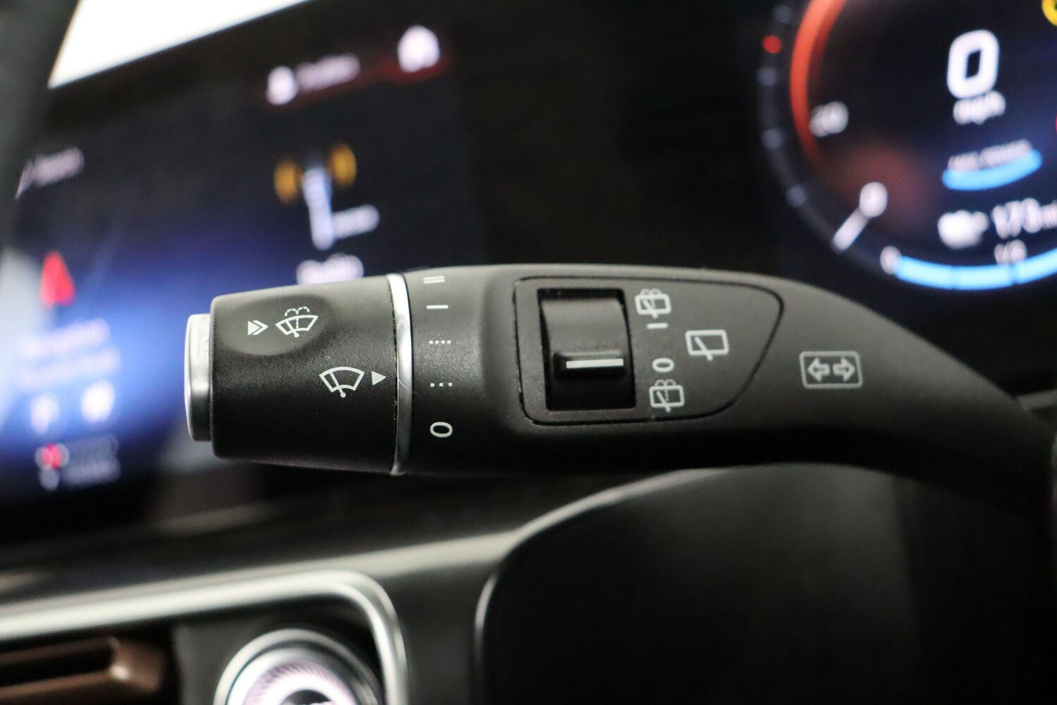 Used Mercedes-Benz EQC 2020 for sale - 77839179: Photo 16