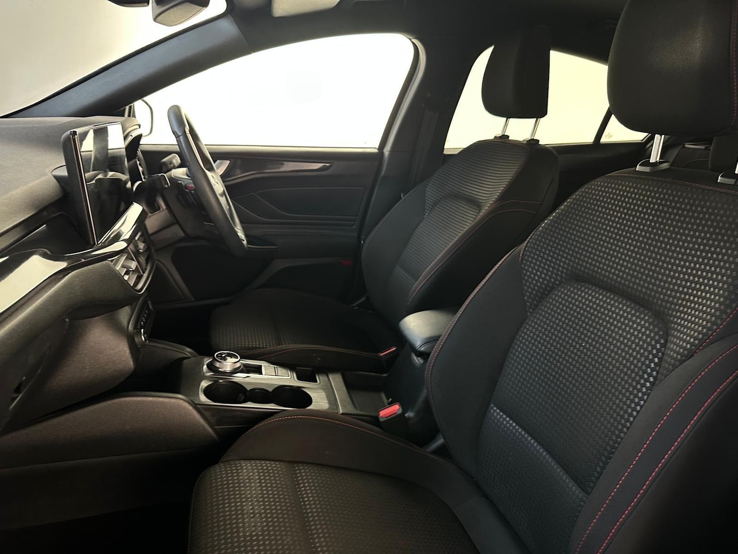 Used Ford Focus 2022 for sale - 76138720: Photo 13
