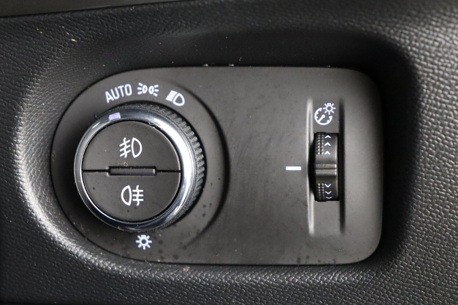 Used Vauxhall Mokka Electric for sale - 78214535: Photo 19