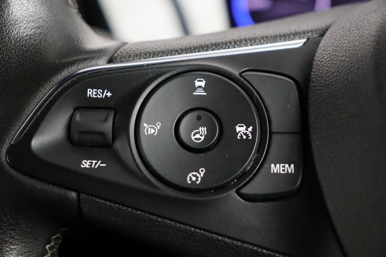 Used Vauxhall Mokka Electric for sale - 78214535: Photo 24