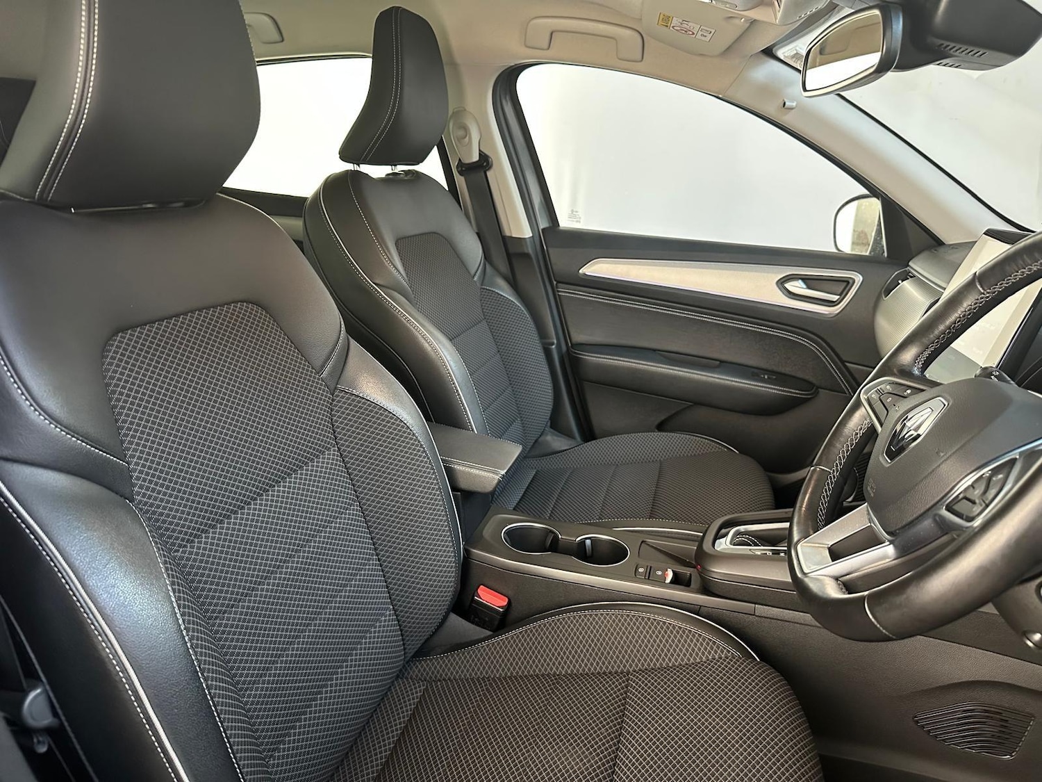 Used Renault Arkana 2022 for sale - 76689898: Photo 12