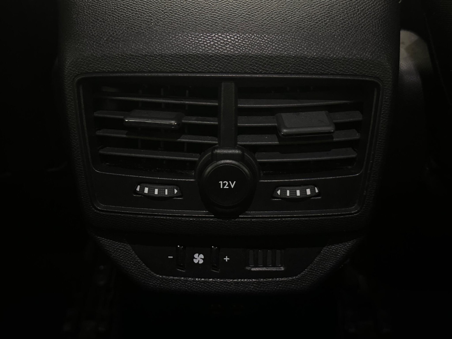 Used Peugeot 5008 2022 for sale - 76397886: Photo 24