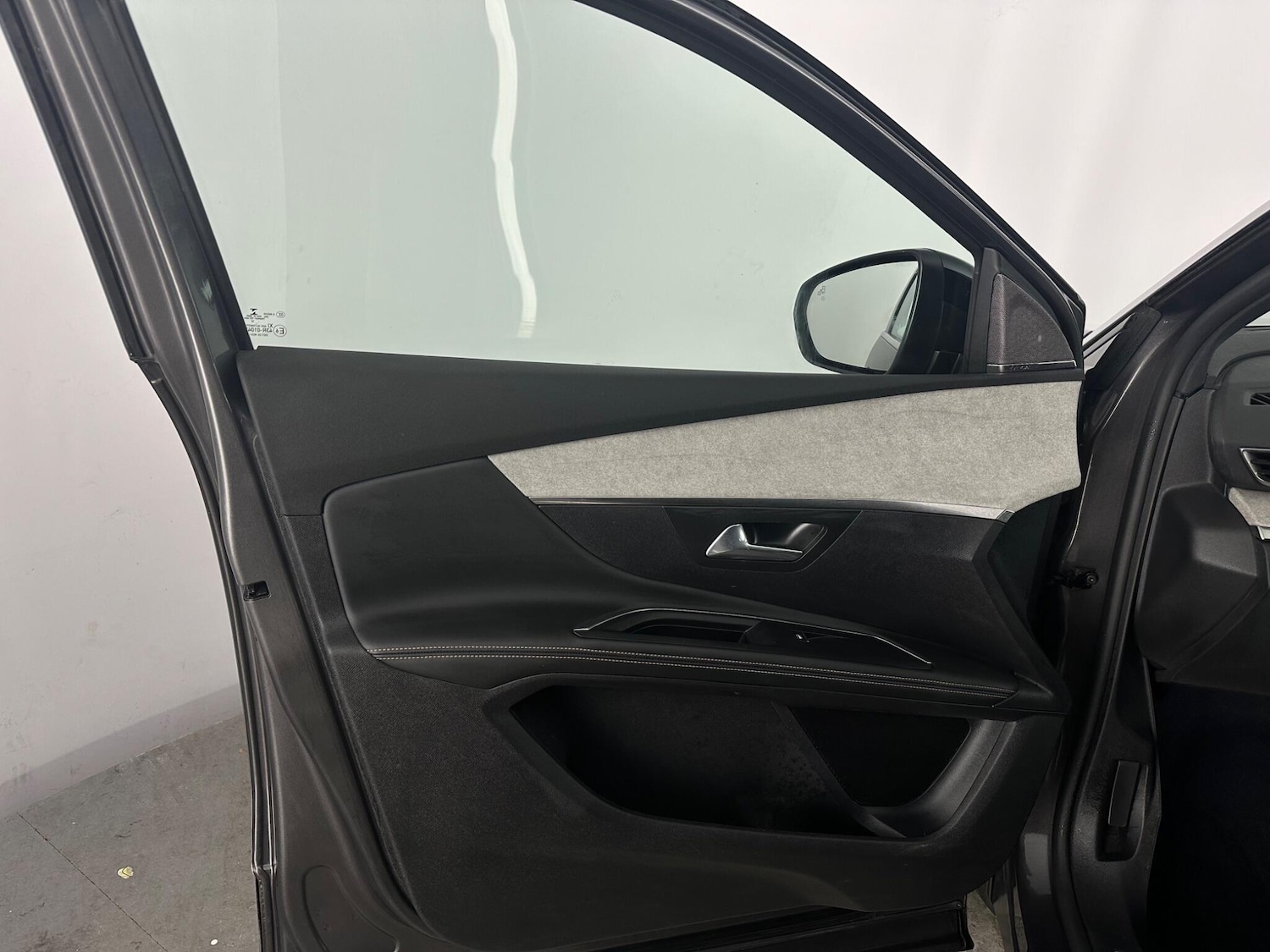 Used Peugeot 5008 2022 for sale - 76397886: Photo 27