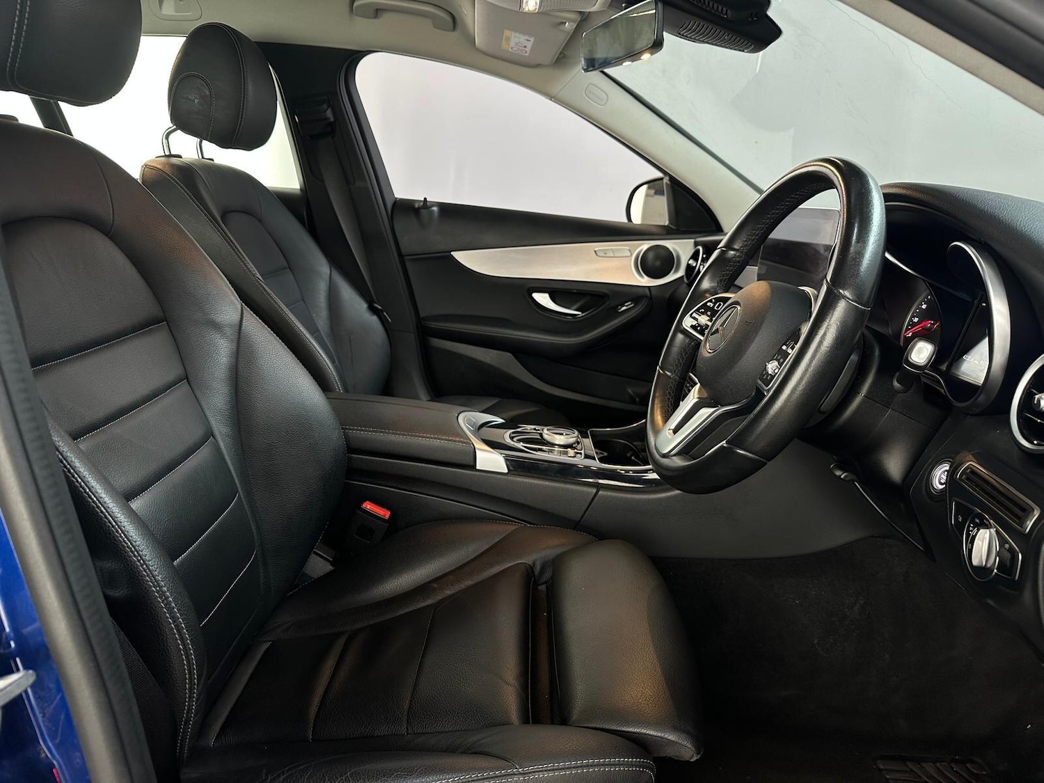 Used Mercedes-Benz C Class 2021 for sale - 76214471: Photo 11