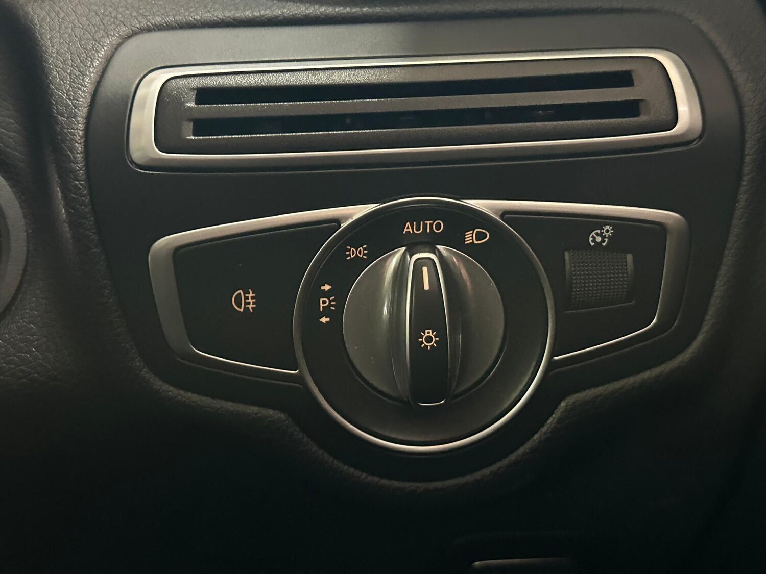 Used Mercedes-Benz C Class 2021 for sale - 76214471: Photo 26