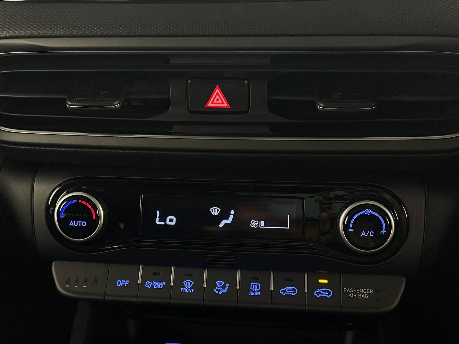 Used Hyundai KONA 2021 for sale - 76151780: Photo 28