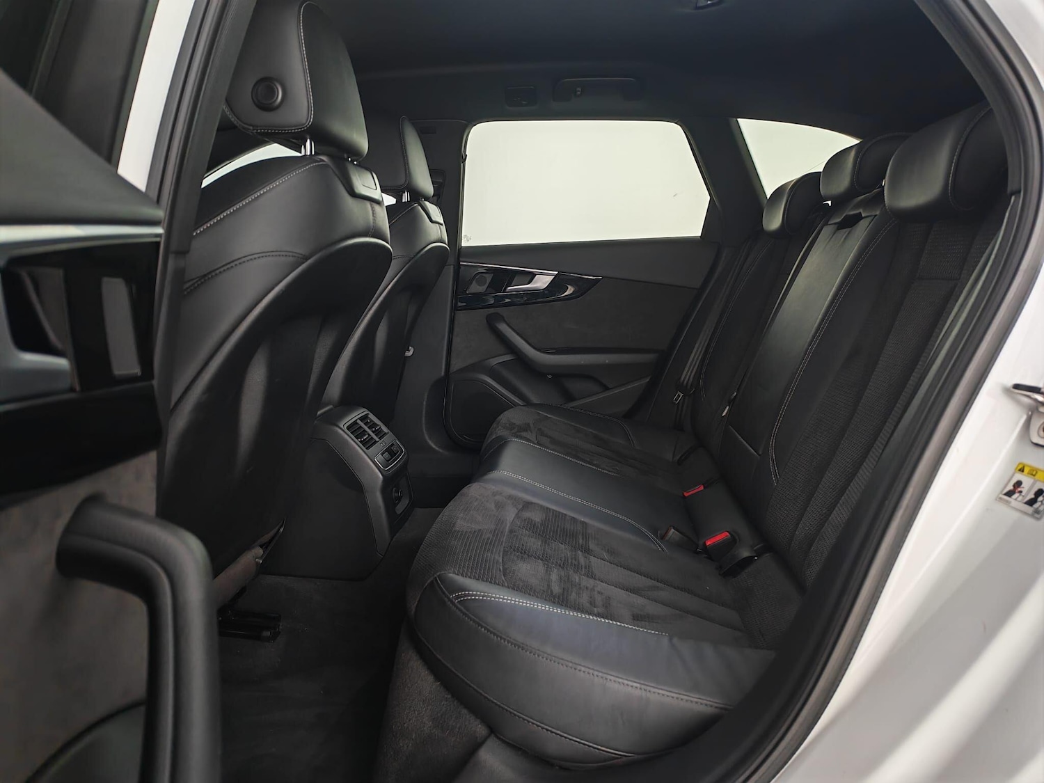 Used Audi A4 Avant 2020 for sale - 76433299: Photo 13