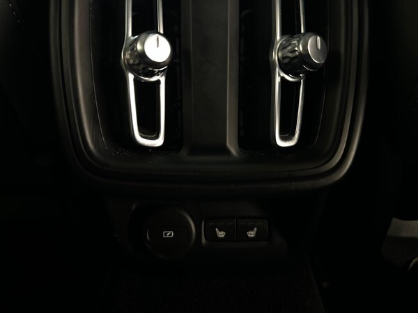 Used Polestar Polestar 2 2022 for sale - 75059359: Photo 30