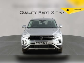 Used Volkswagen T-Roc 2022 for sale - 78523351: Photo